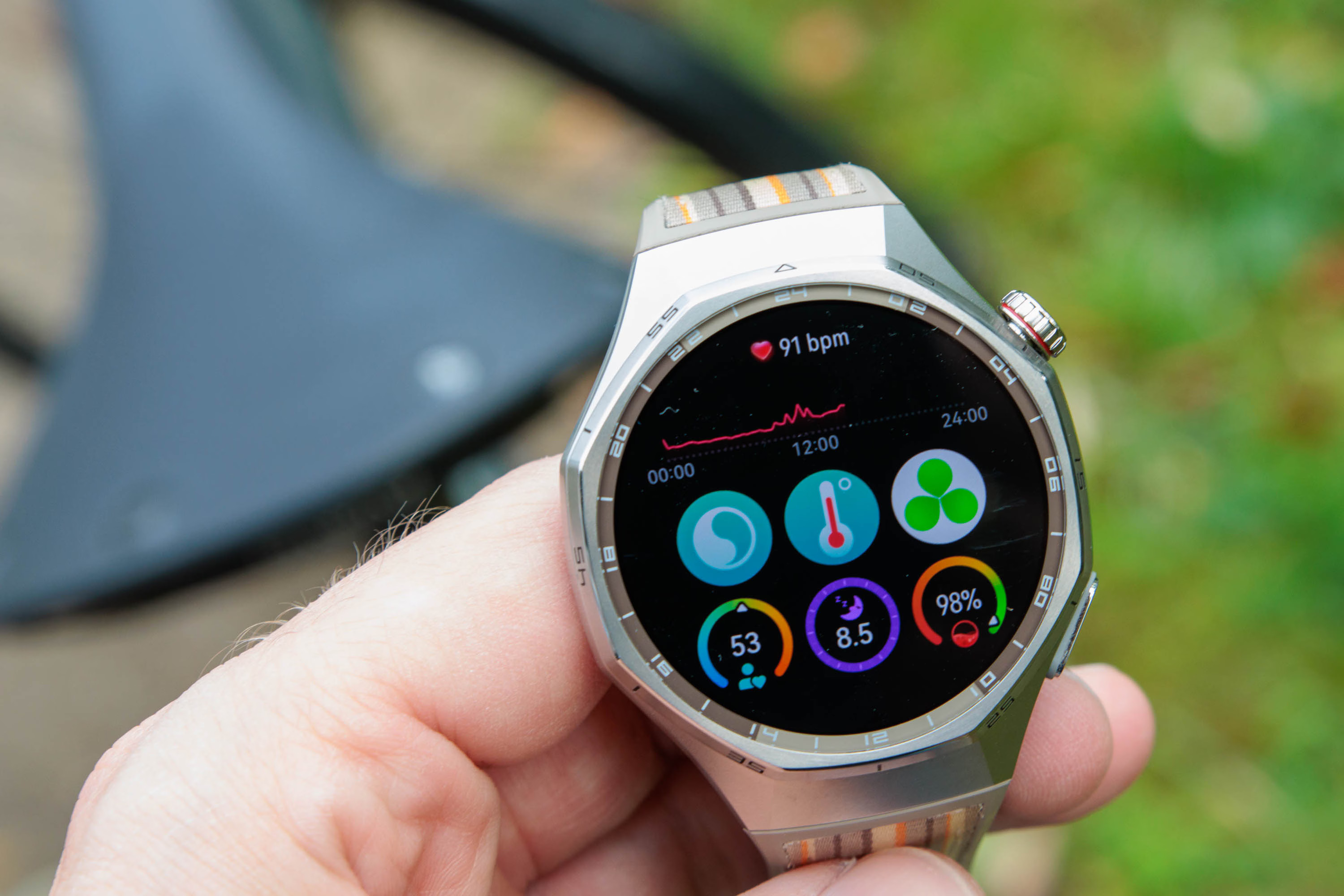 Zdjęcie przedstawiające nowoczesny i innowacyjny zegarek Huawei 6 GT Watch Pro