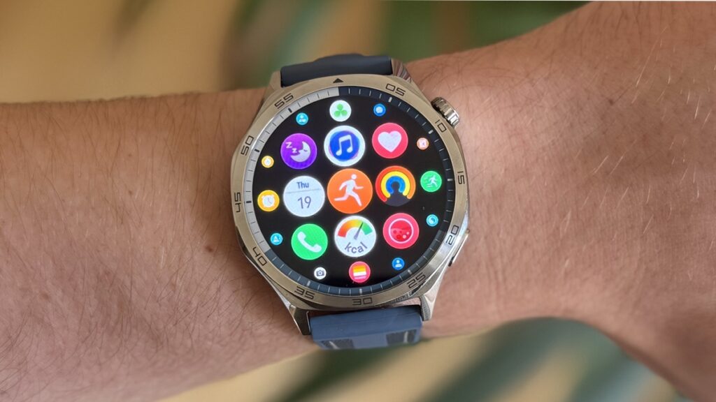 huawei-watch-gt-5-pro-harmonyos 