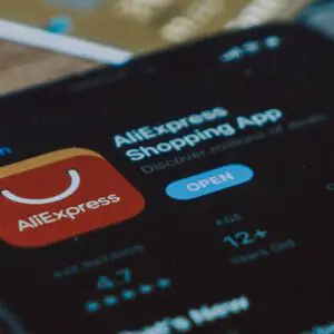 Smartwatch z Aliexpress: jaki tani i dobry chiński zegarek wybrać w 2023? Ranking i opinie