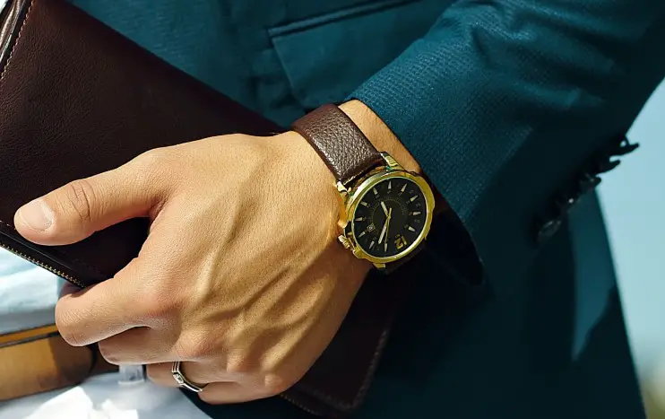 Smartwatch retro: jakie modele są godne uwagi? Ranking