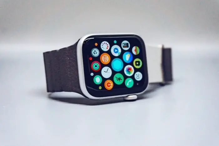 jak zainstalować whatsapp na apple watch